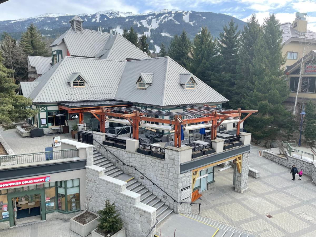 Whistler Village Centre By Latour Hotels And Resorts Buitenkant foto