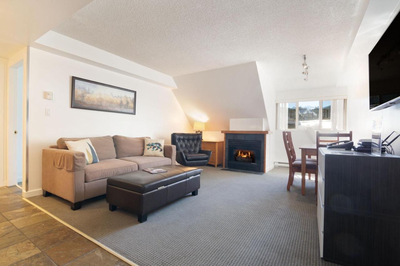 Whistler Village Centre By Latour Hotels And Resorts Buitenkant foto