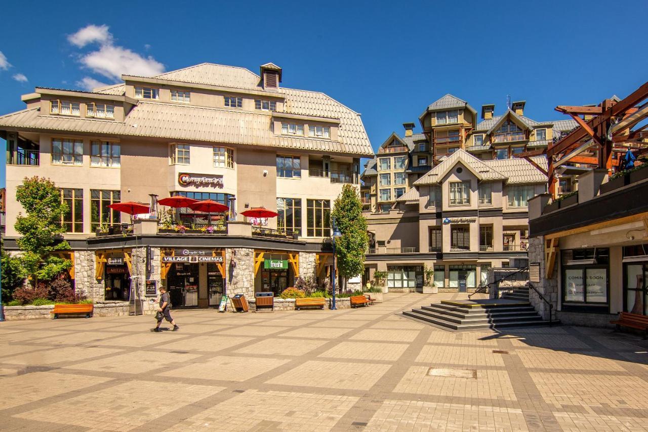 Whistler Village Centre By Latour Hotels And Resorts Buitenkant foto